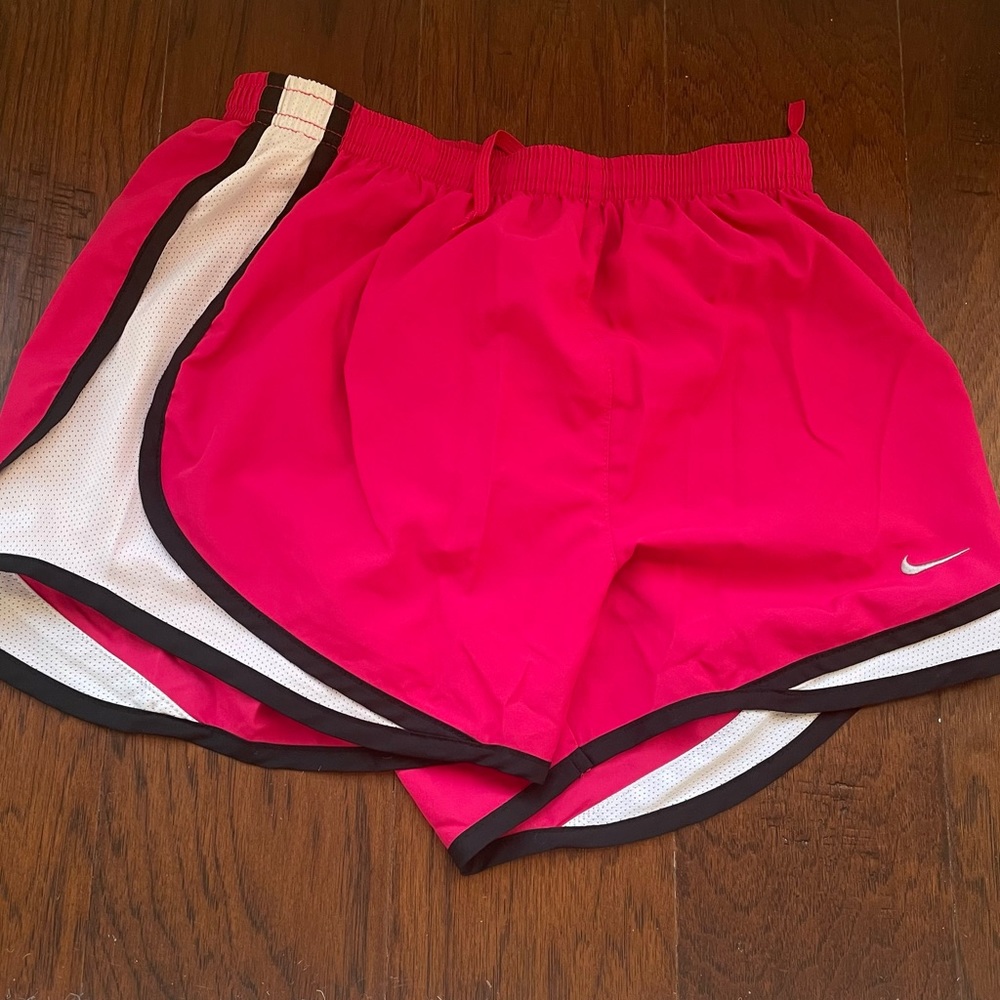 Hot pink black and white Nike tempo athletic shorts size small